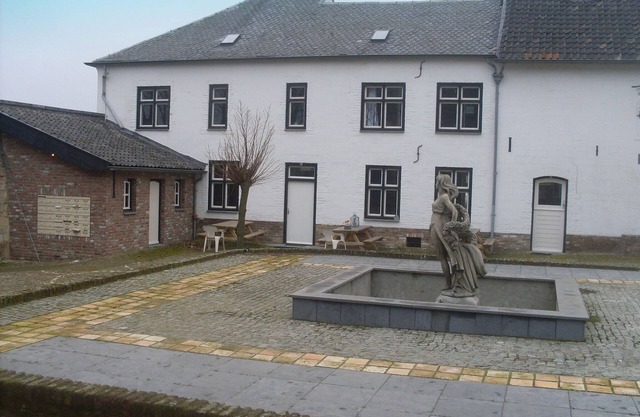 Farmhouse in Bemelen near Maastricht & Nature