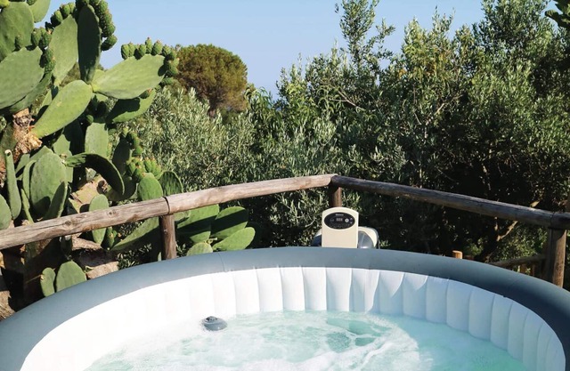 Farmhouse in Cilento nature with barbecue, whirlpool and relaxation area