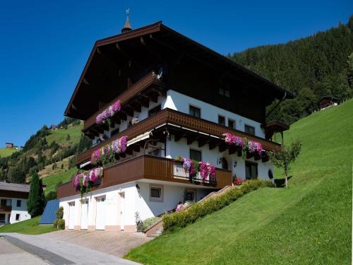 Farmhouse in Hollersbach near Ski Slopes