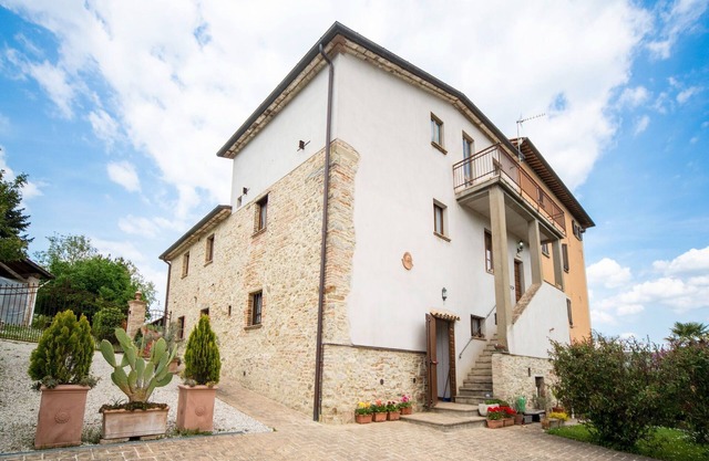Farmhouse in Città di Castello with Pool