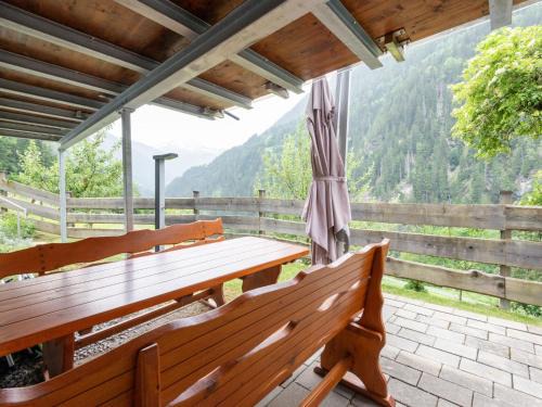 Farmhouse in Tobadill with Mountain Views