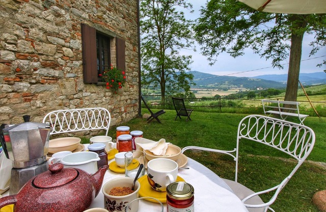 Farmhouse in Umbria with Garden Views