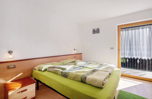 Farmhouse 'Innerjerberhof Neiderseit' with Mountain View, Shared Terrace and Wi-Fi