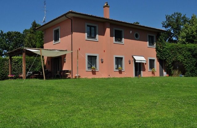Farmhouse near the National Golf
