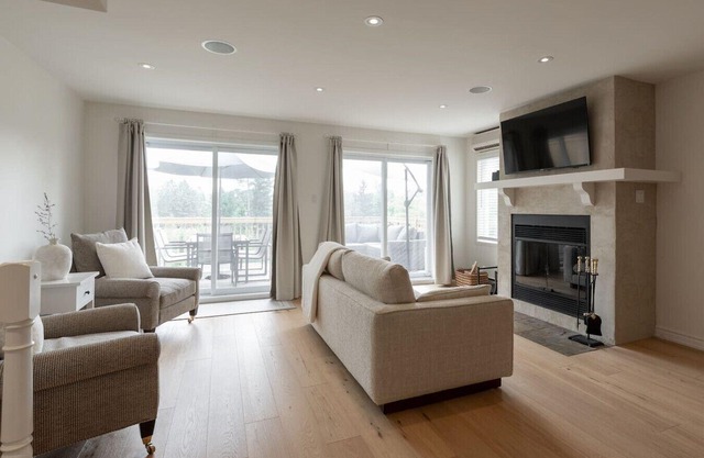 Farmhouse-Style Townhouse | 3 Floors Fireplace