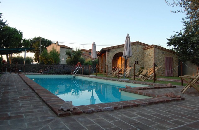 Farmhouse surrounded by the countryside of Umbria, panoramic view of Lake Trasimeno