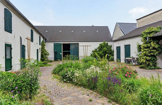 Farmstead 'Vierseitenhof' with Private Pool, Private Terrace and Wi-Fi