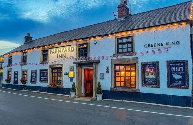 Farmyard Inn