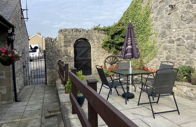 Farmyard Inn Youlgreave