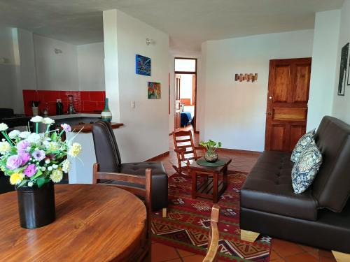 Faros de la Villa, con cocina, WiFi y parqueadero a 4 cuadras de la plaza