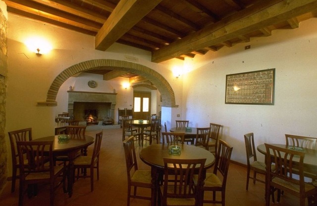 Fattoria di Belvedere Il Castagno apartment with loggia and sun terrace