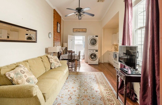 Faubourg Marigny historic home near French Quarter & Frenchman Street. Walkable!