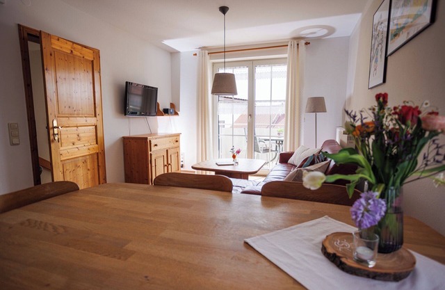 Feel-good apartment with garden, animals and fun and games
