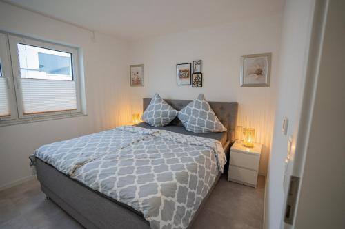 Feel like Home 1