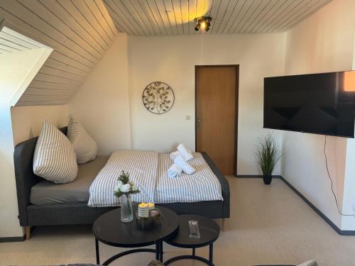 Feel Like Home 7