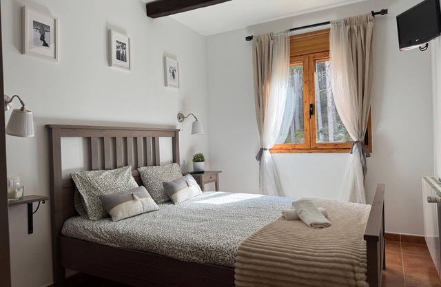 Feel the peace of La Molina with your family, your pet is also welcome!