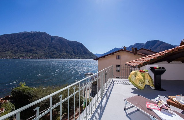 Felice sul Lago, Colonno, Italy