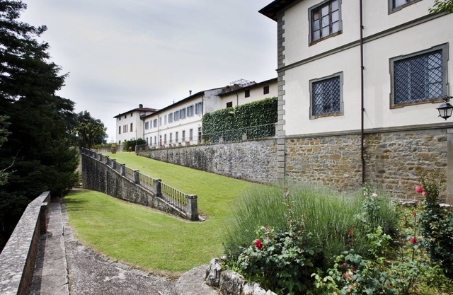 Ferdinando, Historical Residence in typical Tuscan Village