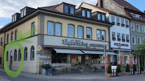 Ferienwohnungen & Apartments Heintz - Ihre Unterkunft am Marktplatz in Bad Königshofen