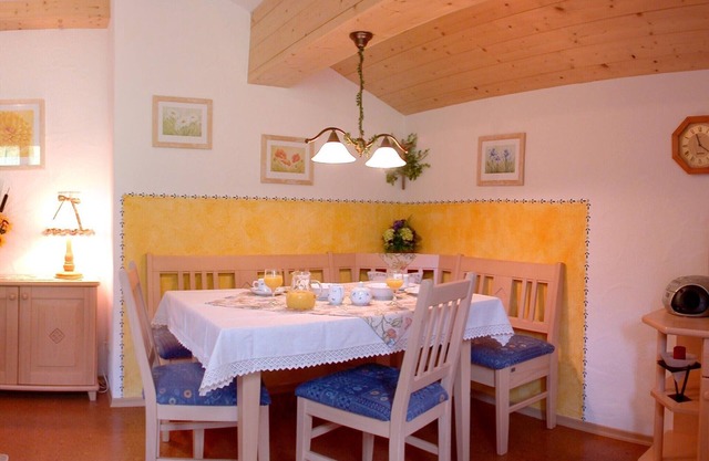 Ferienwohnung Taubensee, 1-2 Personen, 45 qm, Bad + Dusche/WC, Südbalkon, TV, 1 Schlafzimmer, Nichtraucher