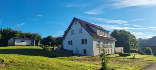 Ferienapartment Haus am Grün 2 "Sunshine" - Ruhe & Entspannung mitten in der Natur