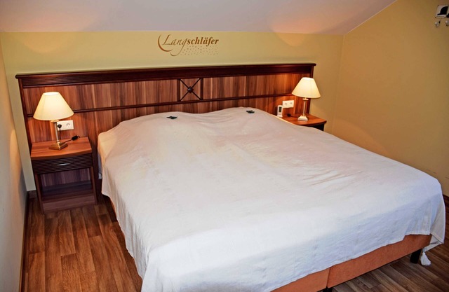 Ferienappartement Sonnenstrahl with sauna and balcony - Gutshaus-Appartem. mit