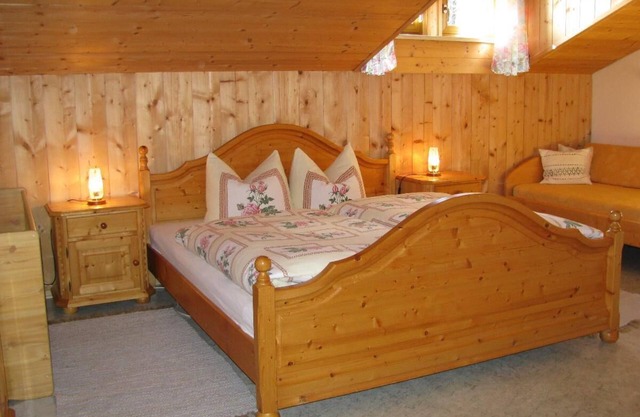 Feriendomizil inmitten des Bay. Waldes mit 2 Schlafzimmern und Balkon