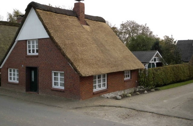 Ferienhaus Am Deich 2 - Holiday House Am Deich Nr. 2