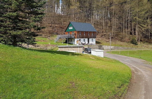 Ferienhaus für 6 Gäste mit 115m² in Neuhausen