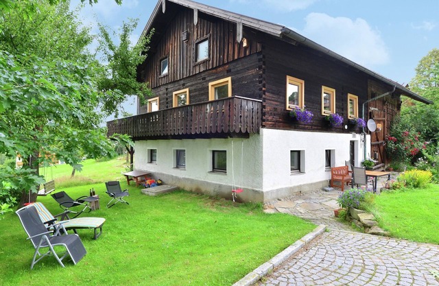 Ferienhaus in Bayern mit Waldblick