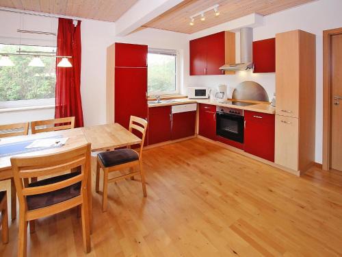 Ferienhaus in Mirow mit Terrasse, cleaning included
