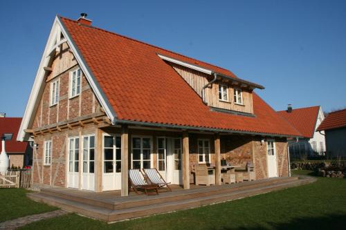 Ferienhaus " Meerzeit " an der Ostsee, Sauna, Kamin, free W-LAN - SEASIDE -
