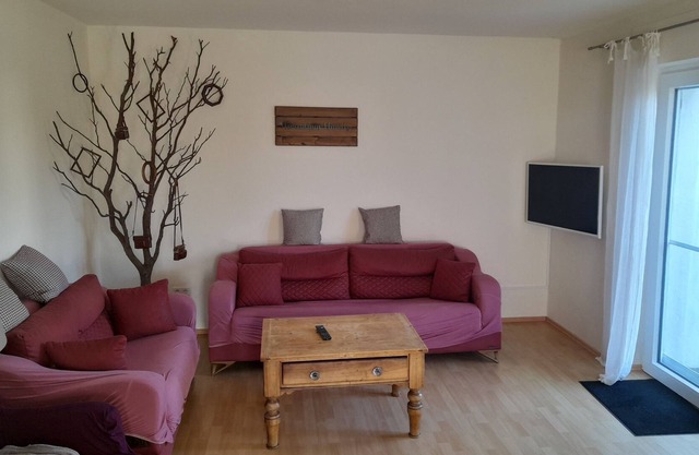 Ferienhaus mit 180 qm, 3 Doppelzimmer, 1 Dreibettzimmer, 1 Wohn-/essbereich, max für 10 Personen