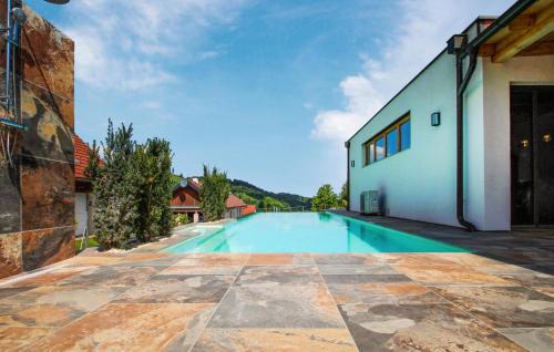 Ferienhaus Mit Pool