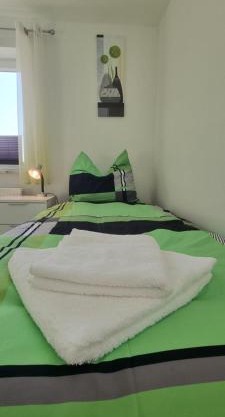 Ferienhaus Ninua, 2 Schlafzimmer, Garten & Terrasse