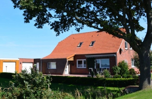 Ferienhaus, Ruhige Lage, 12km Aurich, 4 Personen