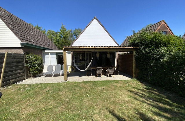 Ferienhaus Scharendijke -het Baken 122 in Strandnähe