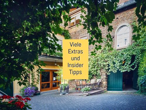 Ferienhaus Schwaab-Scherr, genau zwischen Bernkastel-Kues und Traben-Trarbach, mit kostenlosem ÖPNV-Ticket für Bus und Bahn, Parkplätzen und Fahrradgarage