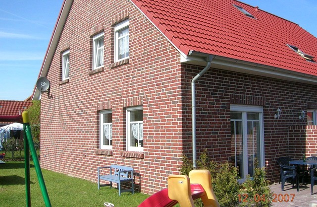 Ferienhaus Seehund on the East Frisian North Sea coast with 3 bedrooms