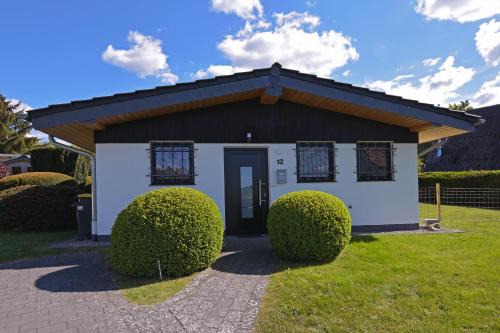 Ferienhaus Trüdi 1 - Gemütlicher freistehender Bungalow