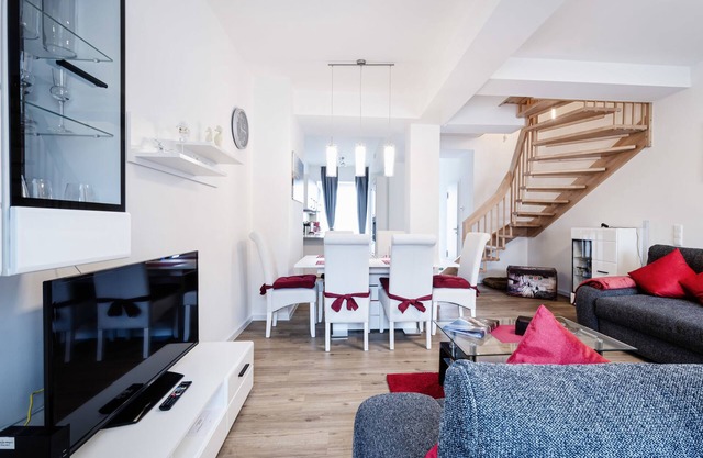 Ferienwohnung/app. für 6 Gäste mit 102m² in Binz OT Prora