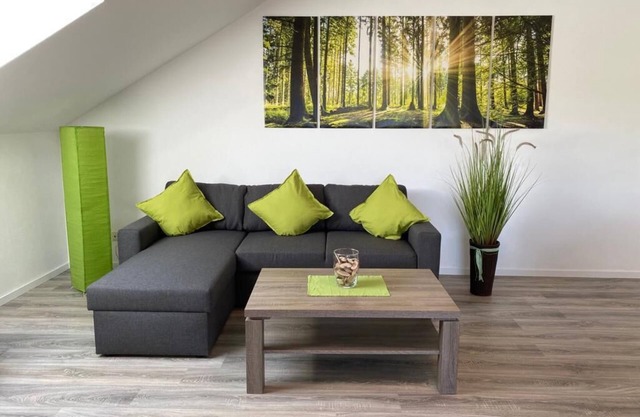 Ferienwohnung Frieda in Winterberg-niedersfeld mit Überdachtem Balkon und Garage
