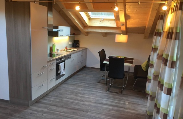 Ferienwohnung Restenlehen für 2-5 Pers., 2 getr. Schlafzimmer mit Balkon