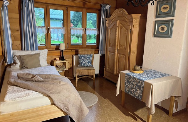 Ferienwohnung 2 bis 4 Personen, 60 qm, 2 Schlafzimmer, Balkon