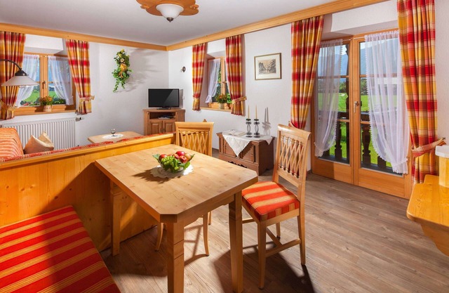 Ferienwohnung Jenner für 2-3 Personen, 55 qm, 2 seperate Schlafzimmer, Balkon
