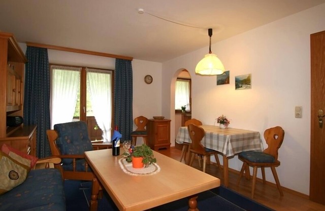 Ferienwohnung 1 bis 4 Personen, 65 qm, 1 separates Schlafzimmer, Terrasse
