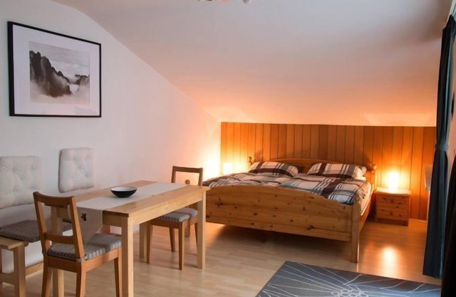 Ferienwohnung für 1-3 Personen, 40 qm, Wohn- und Schlafraum kombiniert, Balkon