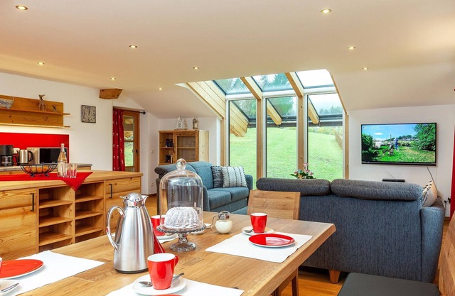 Ferienwohnnung Geigelstein, 103 m², 1-6 Personen, 2 Schlafzimmer, Wohnküche, 2 x Du/WC, Balkon, WLAN