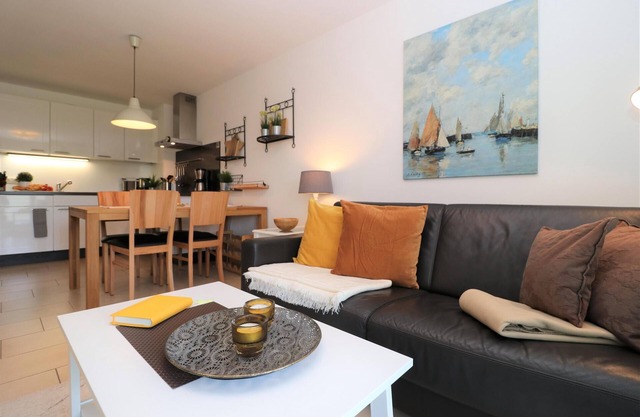 Ferienwohnung mit Balkon und Fahrräder Direkt Hinter dem Deich
