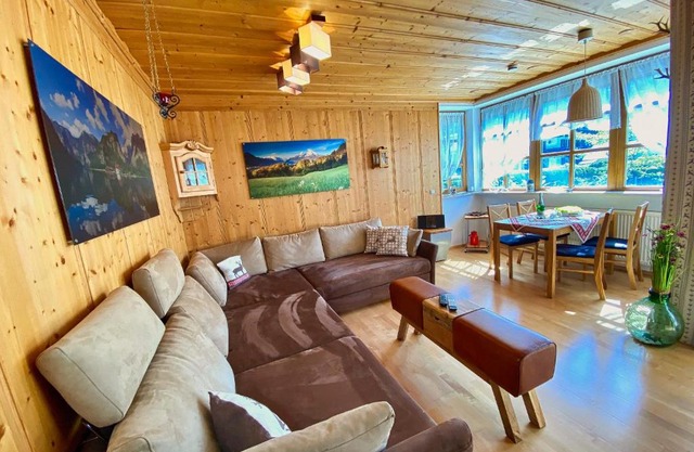Ferienwohnung Zirbenblüte